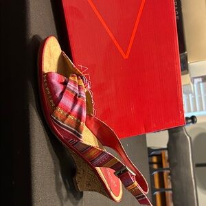 AEROSOLES Red and Tan Wedge Sandals